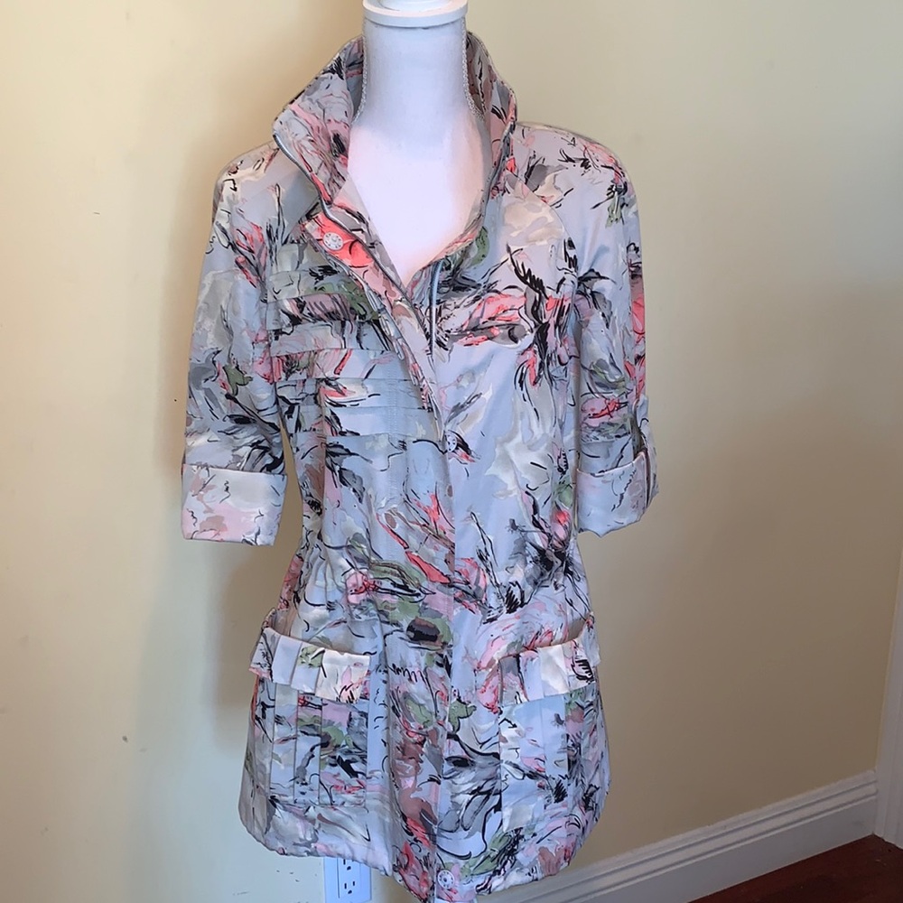ST. JOHN SO CA Floral Jacket Adjustable Sleeves Glamcore Classic Designer